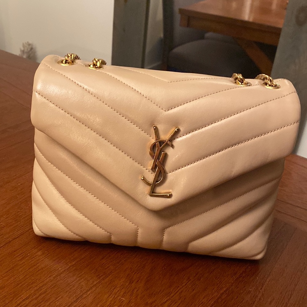 Yves St Laurent purse, purchased at Saks 5th Ave 1 year ago, mint condition